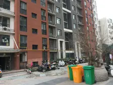 南阳路上 亚新美好时光 精装小户型 采光好 出行方便