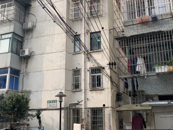 华陇建中小区