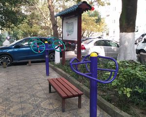 紫荆馨苑2室1厅东东南南