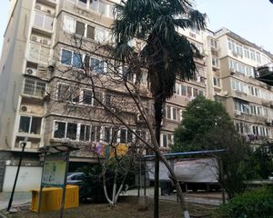 万福园 南北通透,采光好 中间楼层