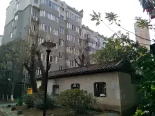 万福园 南北通透,采光好 装修好,环镜优美 视野好,诚心出售