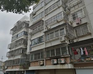 繁新苑4室2厅南