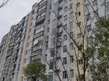 带露台车库车位实际面积260平随时可以看房有钥匙