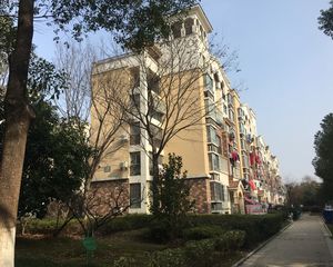 电梯景观两房位置好毛坯可自由设计装修