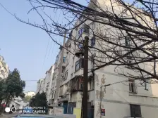 三香广场地铁口 2楼 满五年业主诚心出售 有钥匙