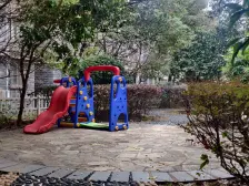 秀泊经典 南北通透,采光好 装修好,环镜优美 视野好,诚心出售