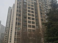 高新太白南路金泰假日花城户型方正一室诚售