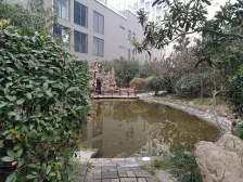 二环内 双地铁 园林小区 双气温馨两室 业主诚心出售