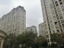 绝赞,边套大院8房6厅法式凡尔赛宫廷+3车位+双层庭院