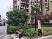 盘龙 万科西城一期一房87万