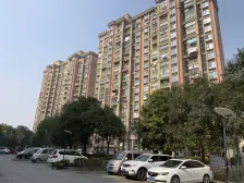 户型方正 价格合适,业主诚意出售!毛坯房 楼层位置好