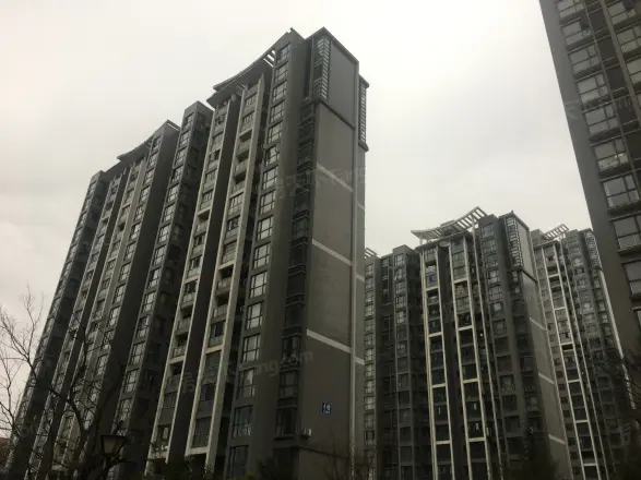 世纪城龙瑞苑实景图