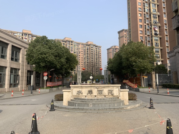 水岸丽苑小区图片