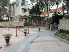 北进门南花园 附赠中庭和露台 小区主干道位置 业主