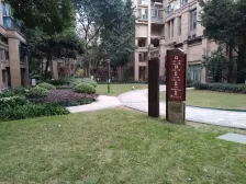 南滨路,板式顶跃,一线看江,装修好,带屋顶花园