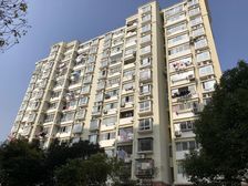 次新小区 中间楼层一房 小区中间位置 业主诚意出售 配套成熟