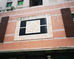 鸿成花园3房2厅2卫96.8㎡