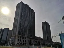 奥体旁,植物园隔壁,采光好。地铁口300米