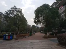 丰源淳和A区 南北通透,采光好 装修好,环镜优美 视野好,诚心出售