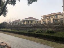 近地铁,无抵押 中心位置 采光好,必看好房