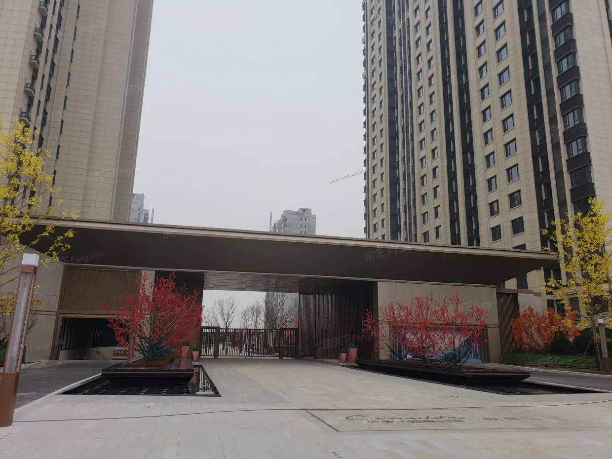 保利·拉菲公馆