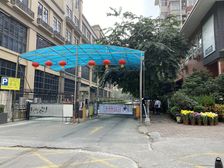 怡翠宏璟hao装三层别墅,地下一层,前后大花园,
