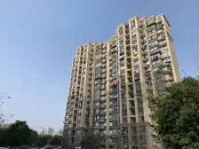 主卧朝南,环境优美,居家装修,诚意出售