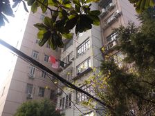 赤峰路525号2室1厅西北