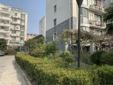 房子满五年,采光视野好,适合年轻的家庭 房东诚心