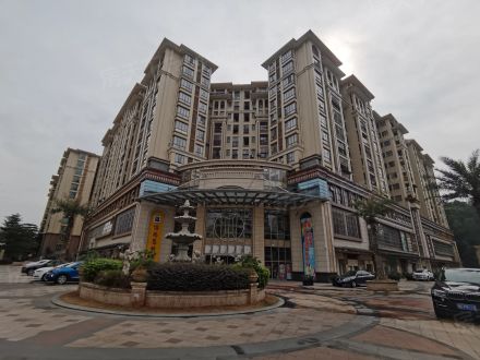 新666号7座2303房已成交低于评估价44%评估价168万当前价94万2022-04