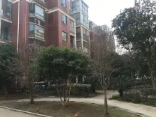 南昌居住主题公园香榭丽居 南北通透,采光好 装修好,环镜优美 视野好,诚心出售