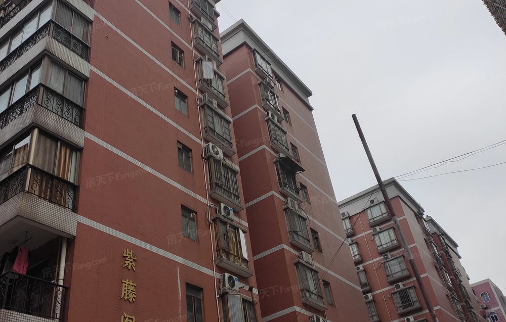 金兴花园3室1卫2厅98平精装修5500元月