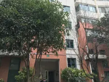 客厅带阳台、交通便利、居家装修、南北通透净