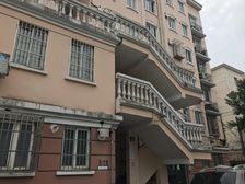 全明一楼40平大花园采光视野开阔南北通精装修拎包入住