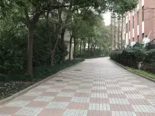 近地铁,电梯房 家具全送,产权清晰 新上房源