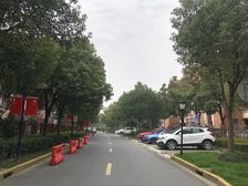 上尚缘精装大3房,品牌家具家电,拎包入住,满五税少