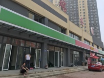 荣泰十字金街周边店铺