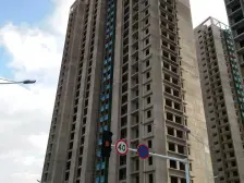 60万装修家居齐全,没住过,有车位,看房方便。