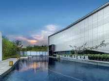 此房满两年,户型方正,人车分流,24小时安