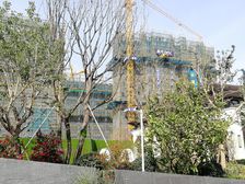 蓝光星珀,交通方便.地铁四号线旁