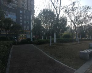 世景华庭2室1厅南北