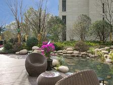 森语苑 交通便利 临.近轻轨站 步行商.业街安全性高