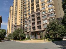 帝庭山花园,三房两卫,高楼层毛坯出售
