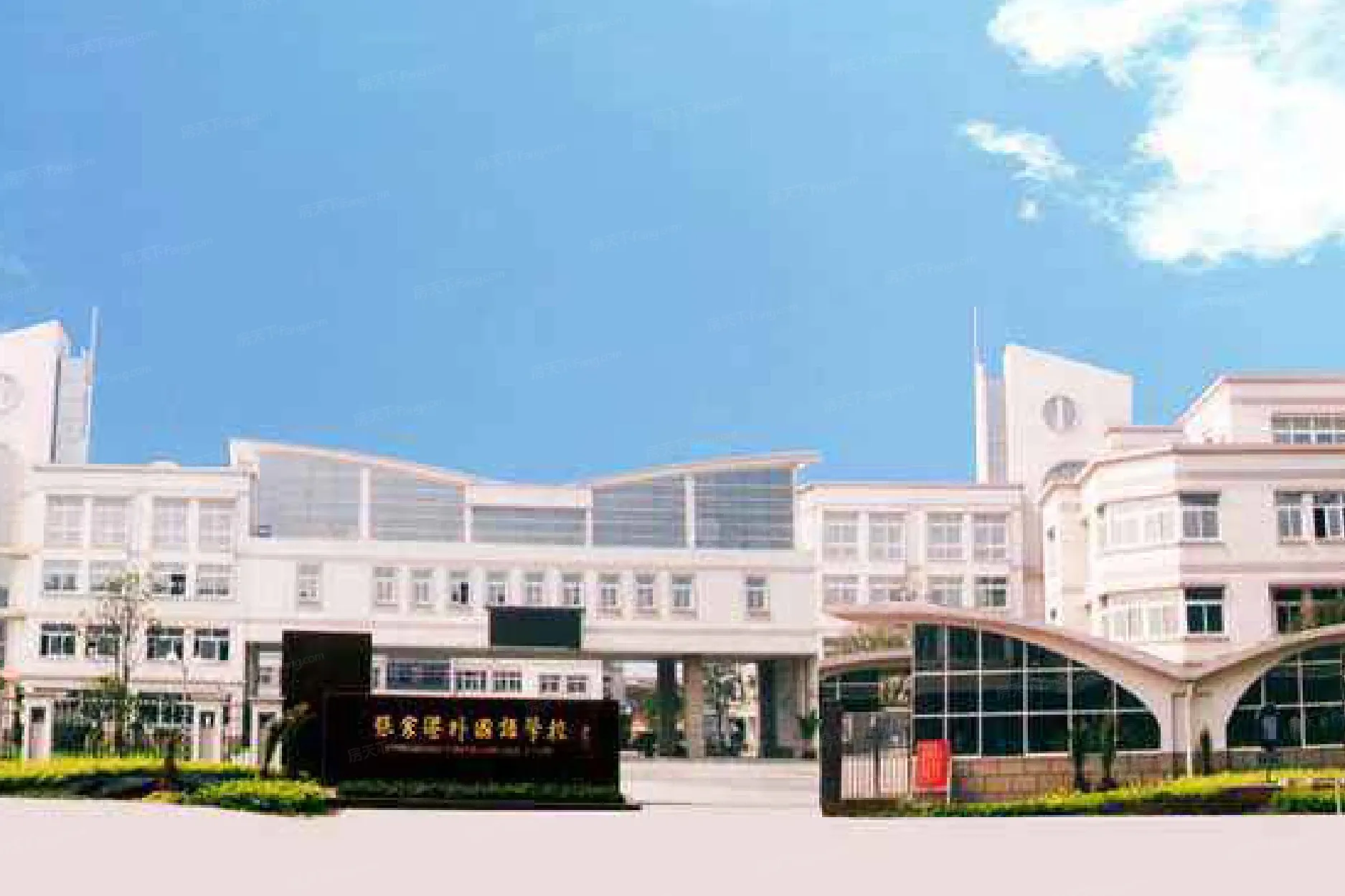 美邻广场周边配套