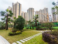 润荣御龙湾3室2厅南