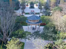 恒大翡翠华庭 精装两房 南向朝花园 只需83