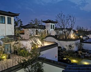 滨河北路联排别墅徽派设计上下三层