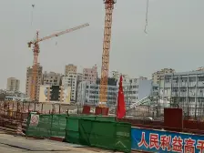 高楼层三房,看中可谈。装修好。