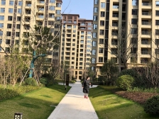 国贸天悦悦山庭(二期)3室2厅2卫南北通西边套产权满二年税少