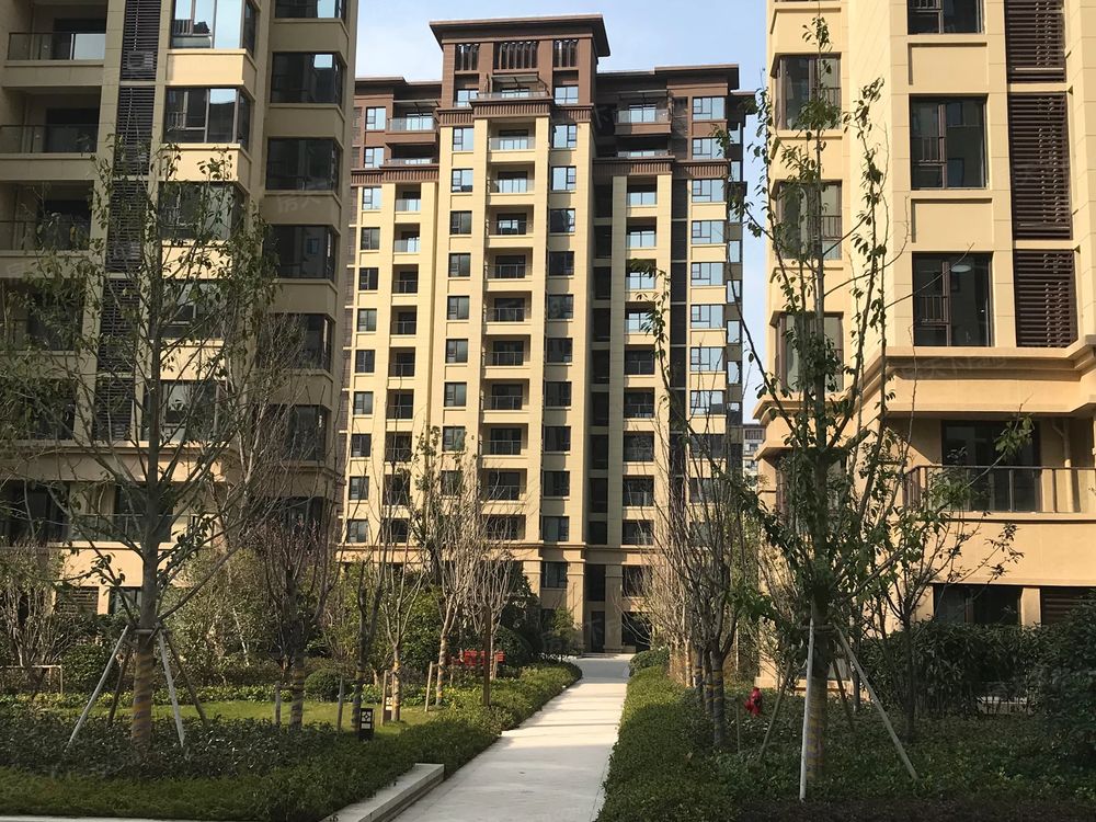 小区相关图